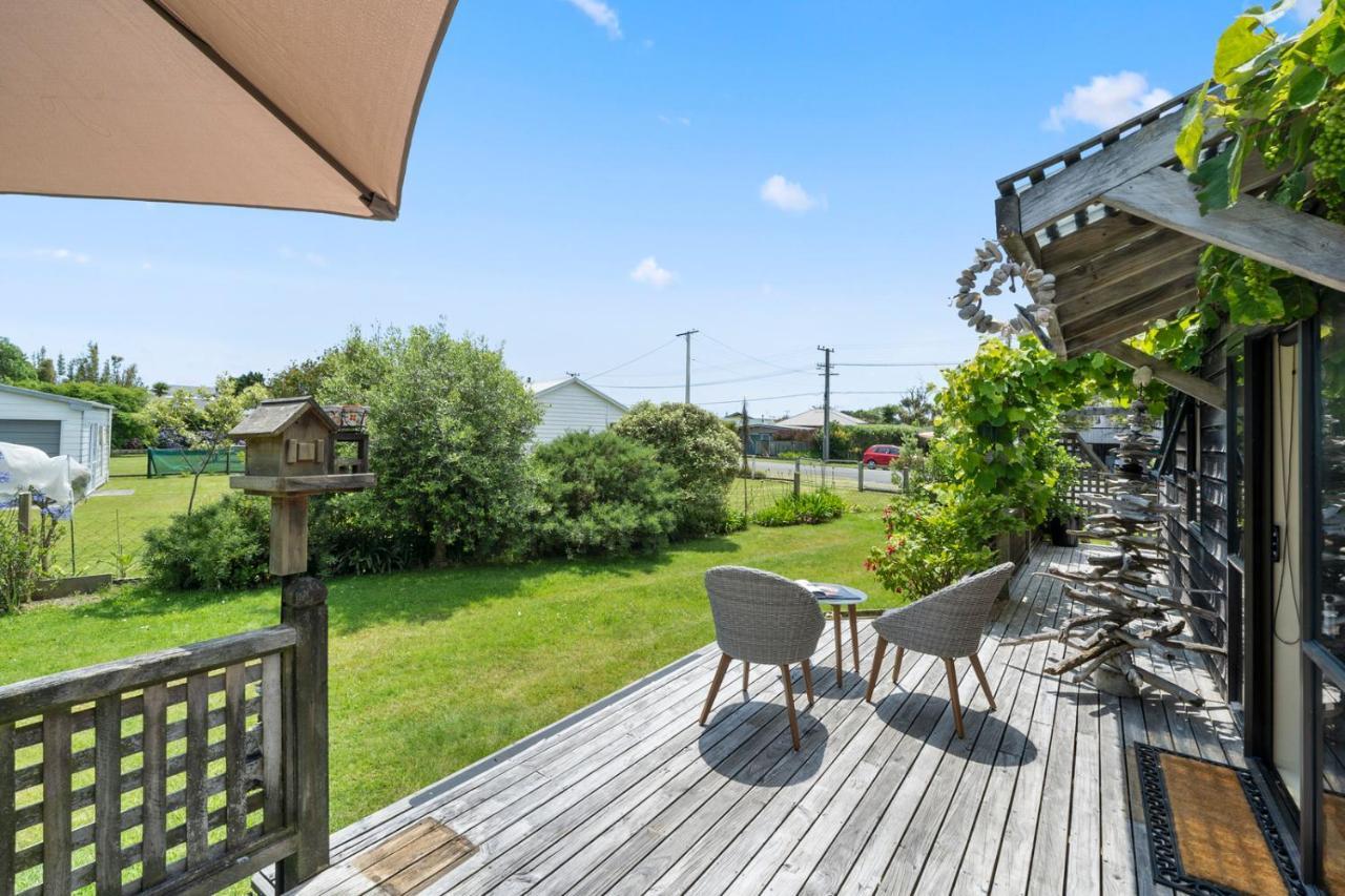 Waimea Cottage - Waikanae Holiday Home Extérieur photo