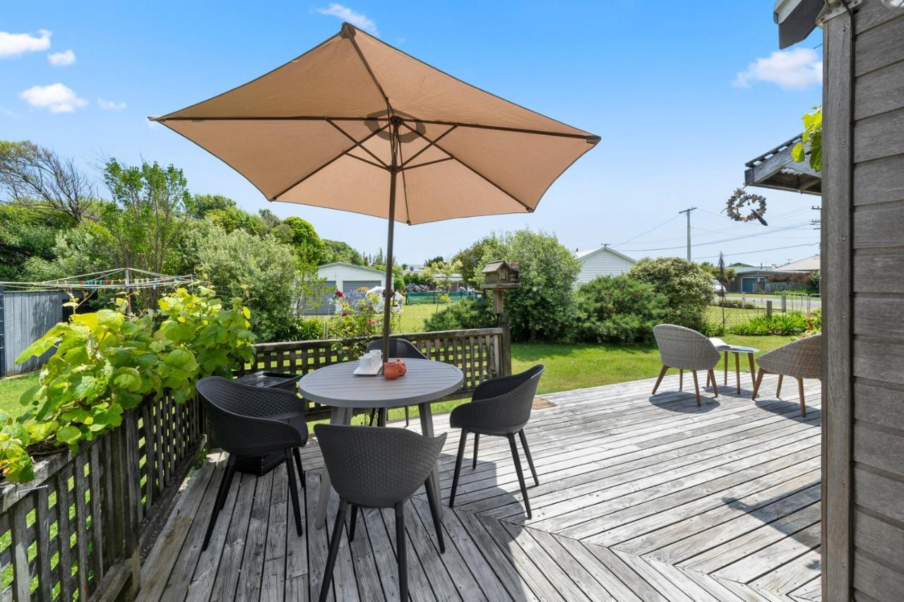 Waimea Cottage - Waikanae Holiday Home Extérieur photo