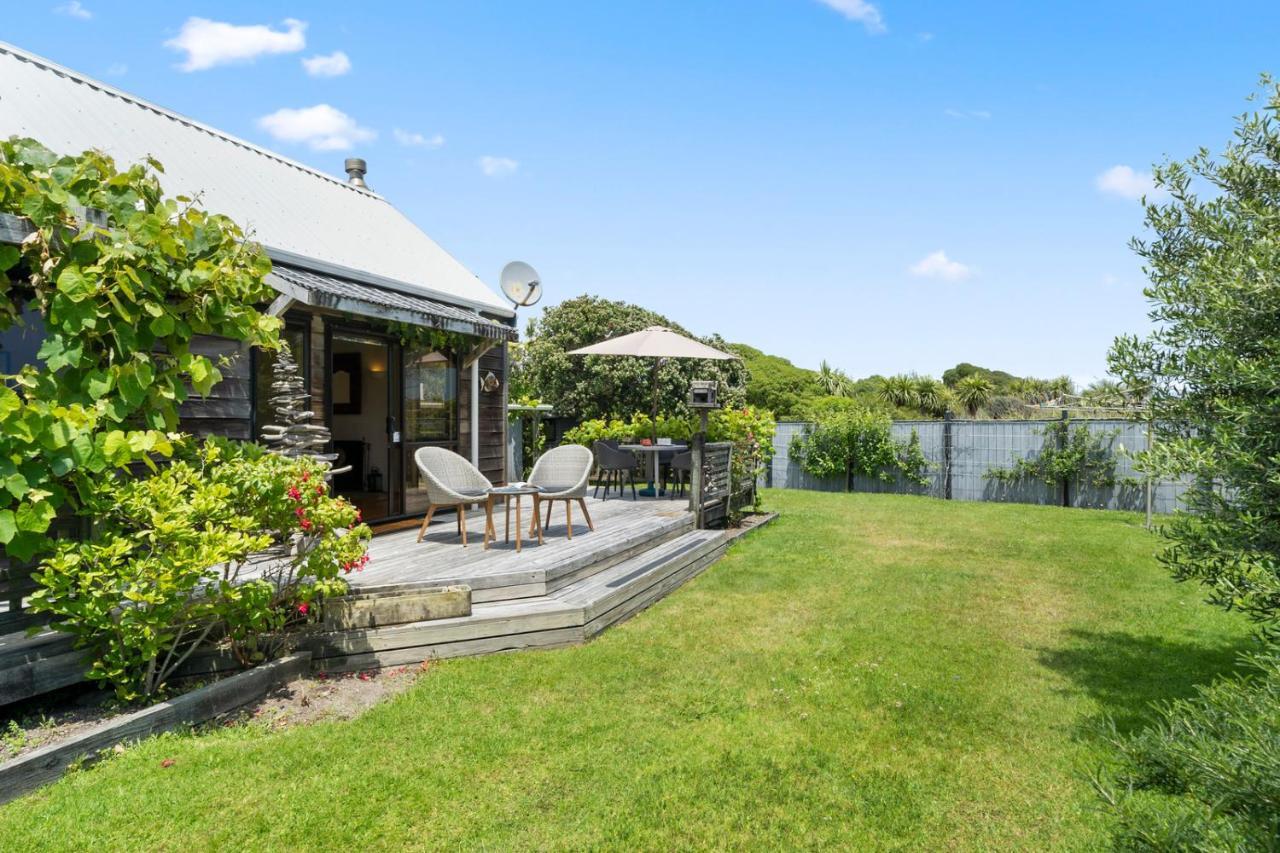 Waimea Cottage - Waikanae Holiday Home Extérieur photo
