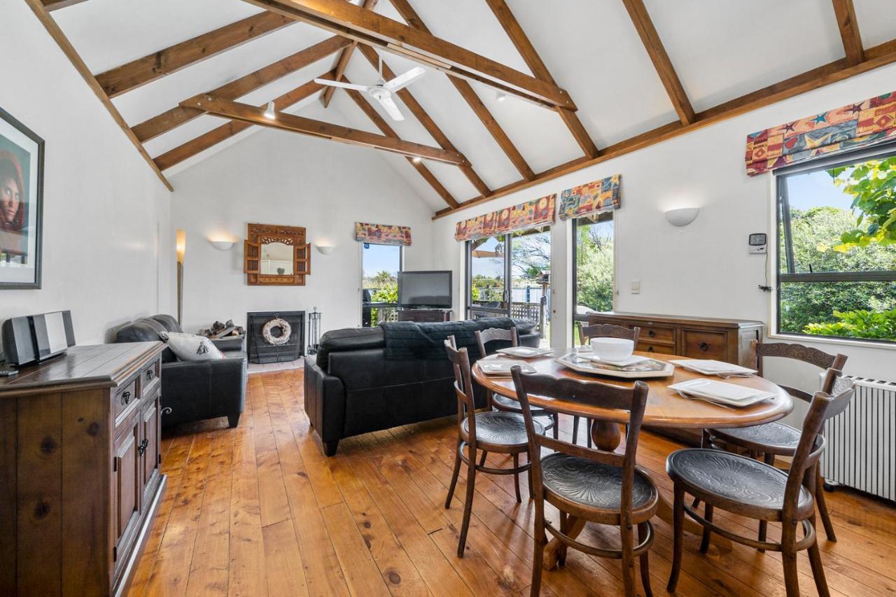 Waimea Cottage - Waikanae Holiday Home Extérieur photo